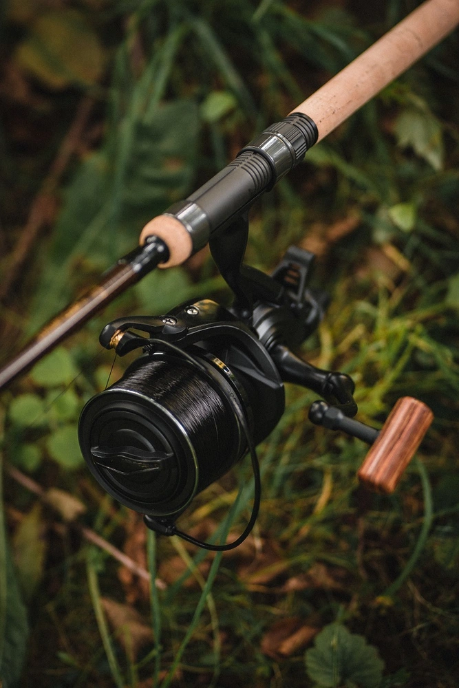 GIANTS FISHING Naviják Deluxe Reel FS9000 + ZDARMA cívka 8000