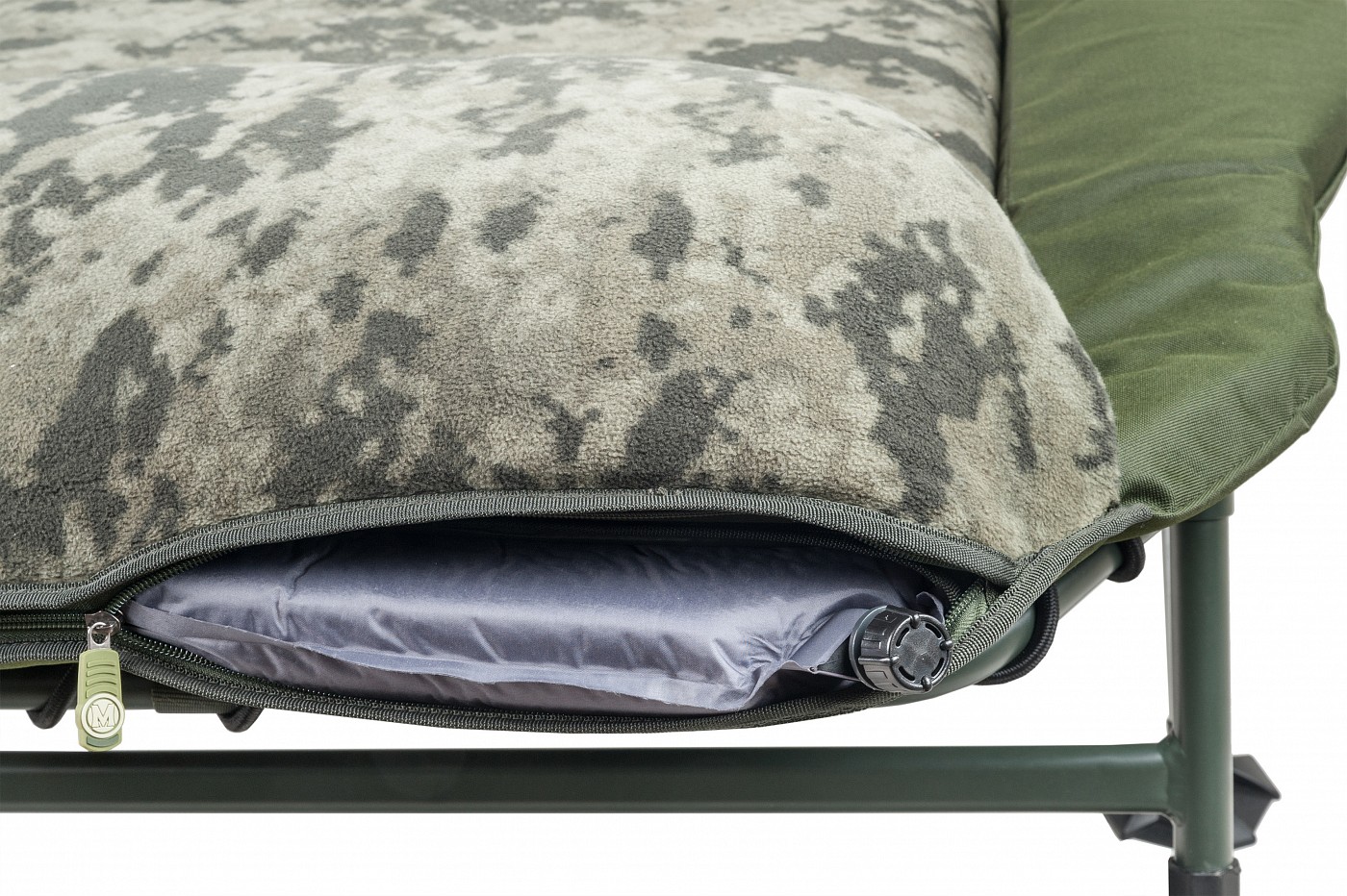 AKCE MIVARDI Lehátko CamoCODE Air8 + transportní taška Air8
