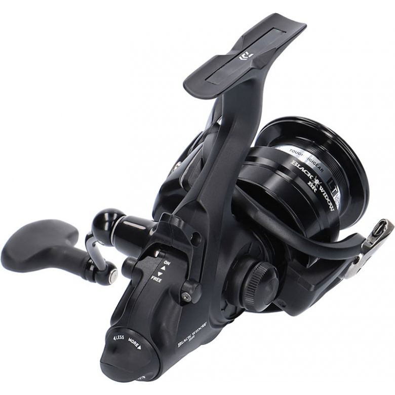 DAIWA Naviják Black Widow BR LT 5000-C