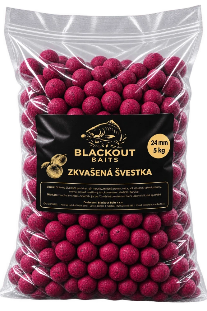 BLACKOUT BAITS Krmné boilies Zkvašená švestka 5kg 24mm