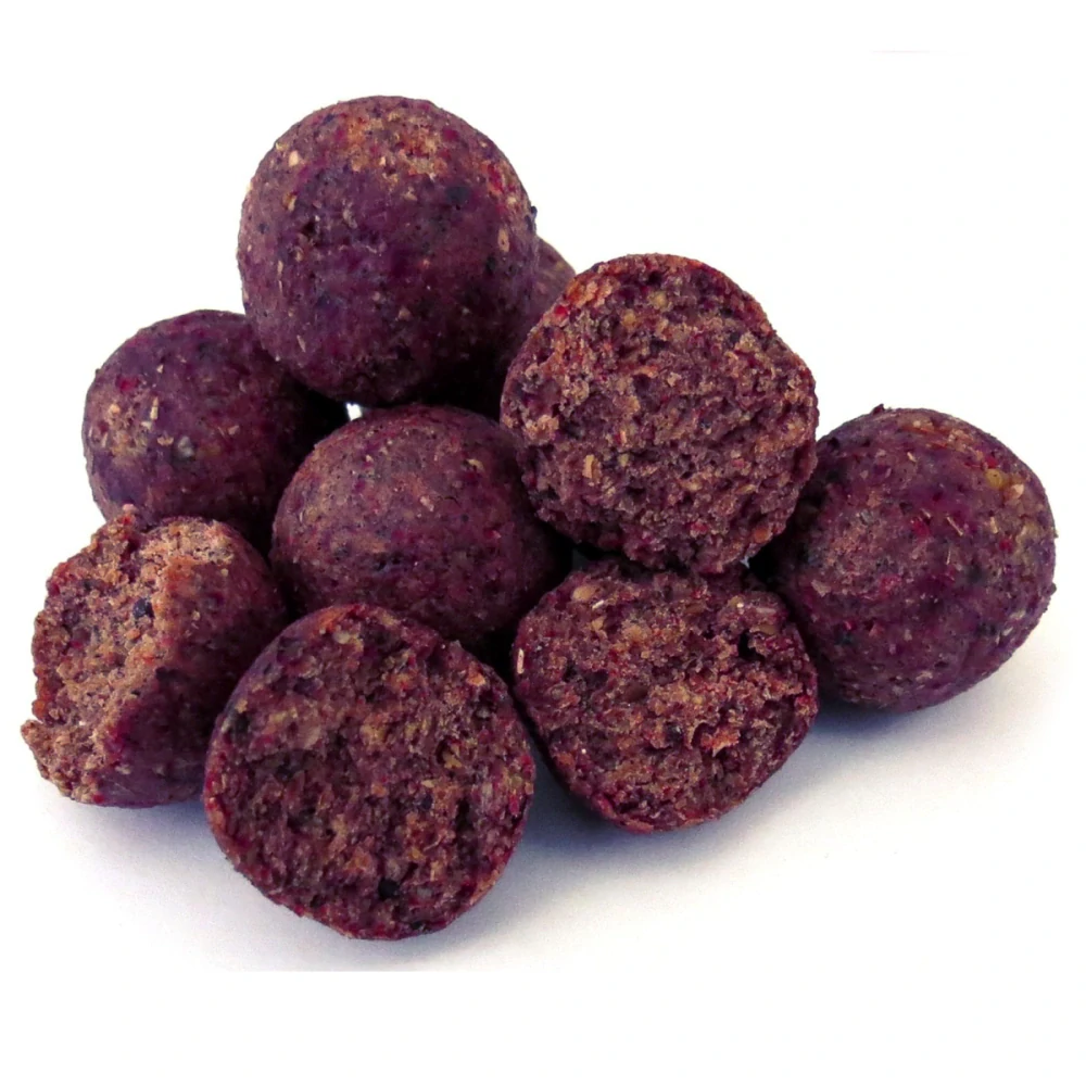 MAGIC WOLF Boilies Švestka Chilli 5kg 20mm