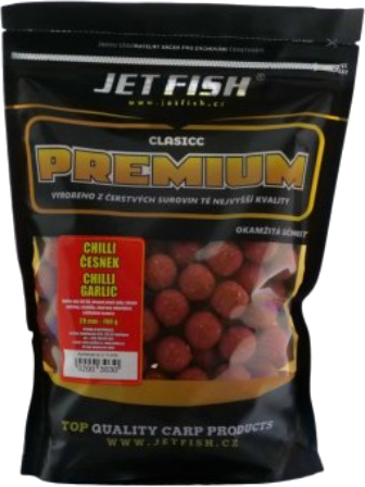 JET FISH Boilie Premium Clasicc Chilli Česnek 700g 20mm