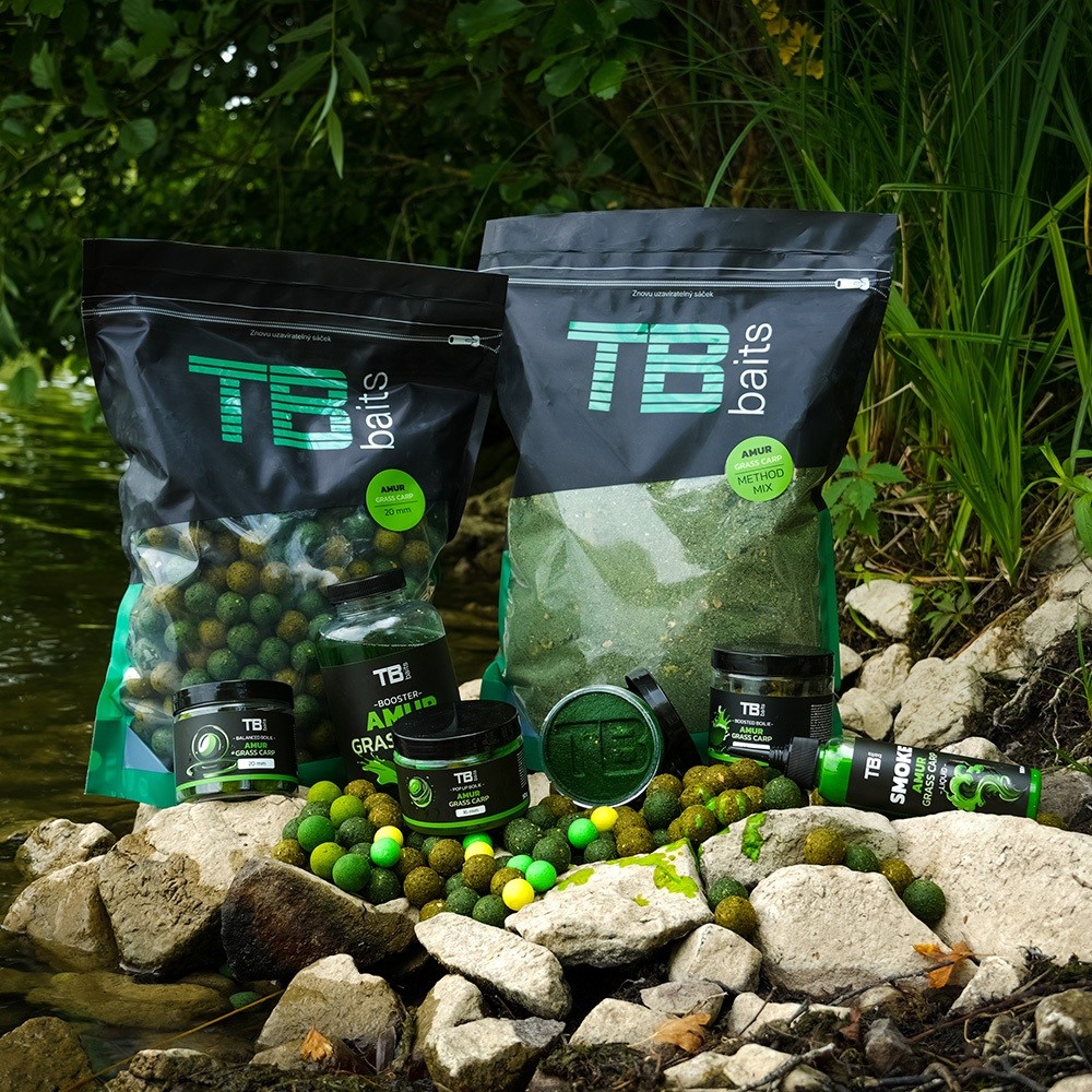 TB BAITS Boosterované boilies Amur 120g 20mm