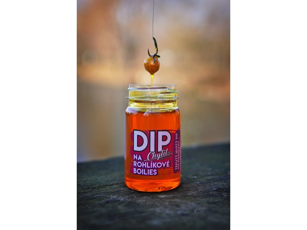 CHYTIL Dip na rohlíkové boilies Amur 100ml