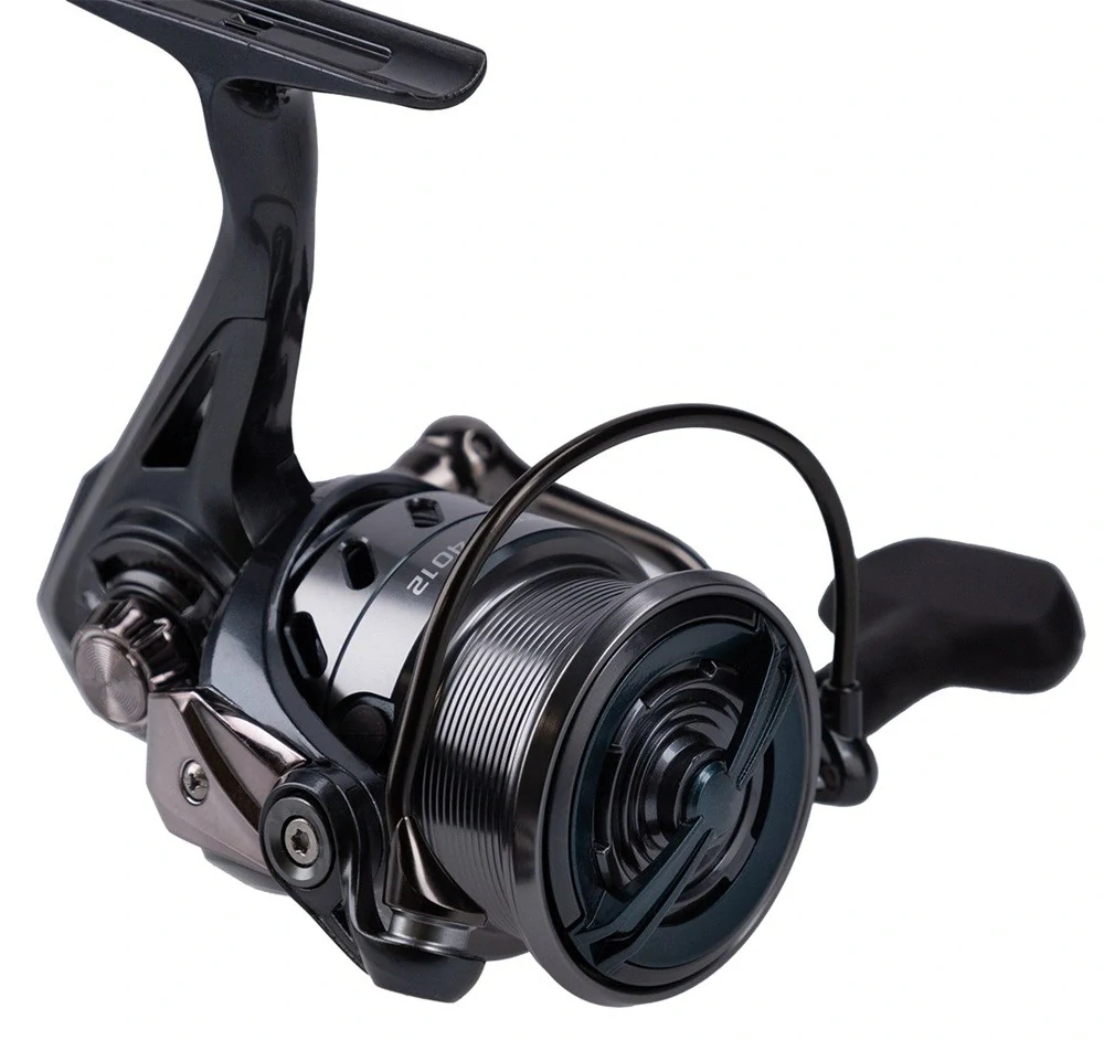 MIKADO Naviják Katsudo Feeder 4012