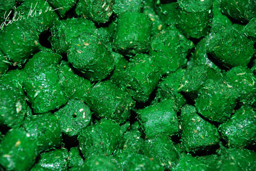 LK BAITS Pelety Amur Special 1kg 20mm