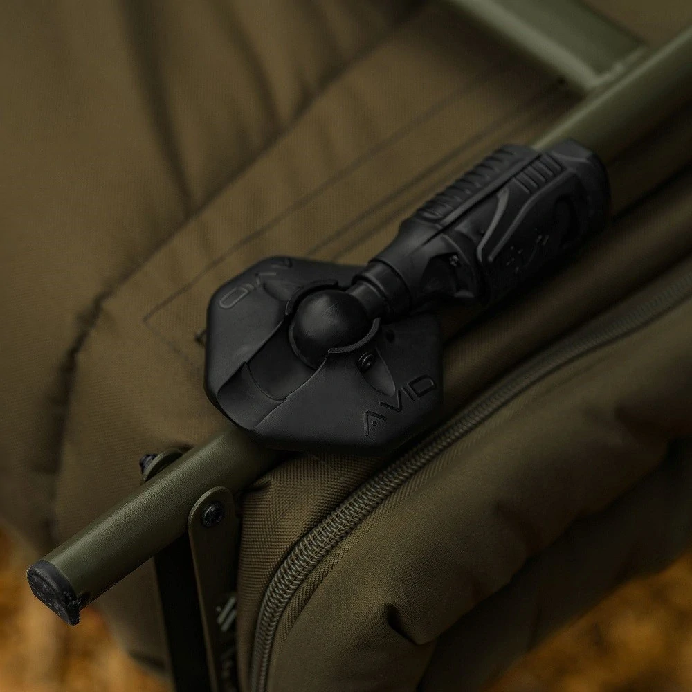 AVID Lehátko se spacákem Revolve System