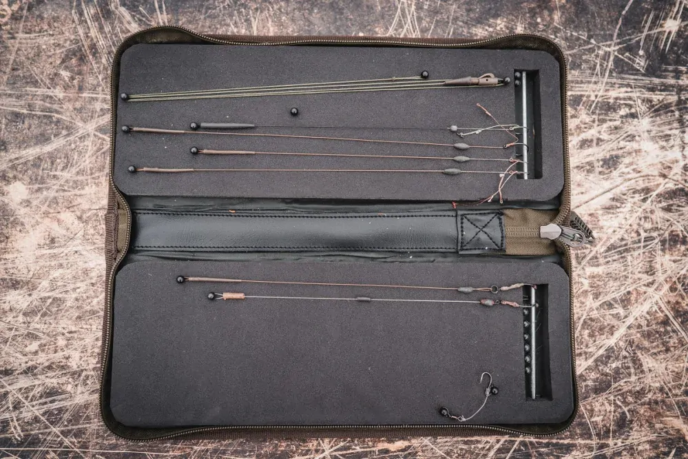 GIANTS FISHING Pouzdro na návazce Stiff Rig Wallet XL