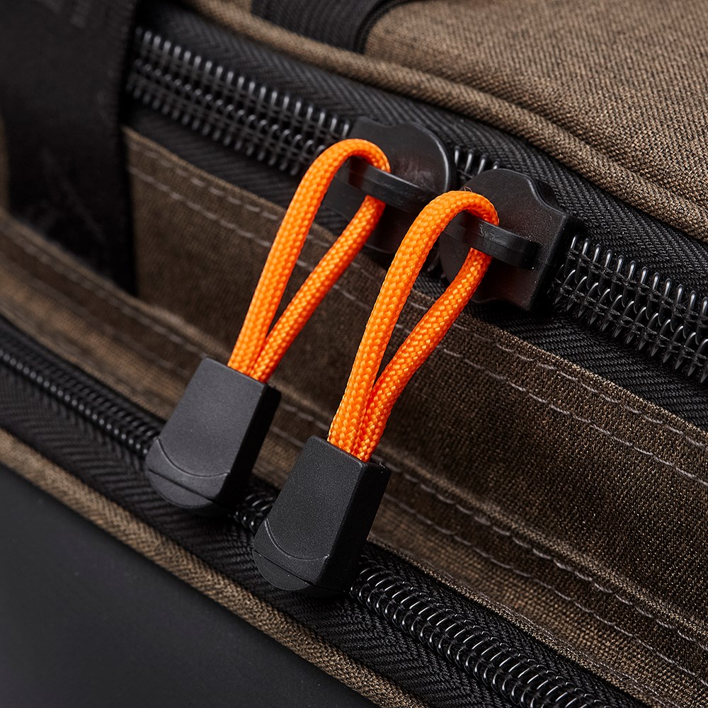 SAVAGE GEAR Taška Specialist Soft Lure Bag