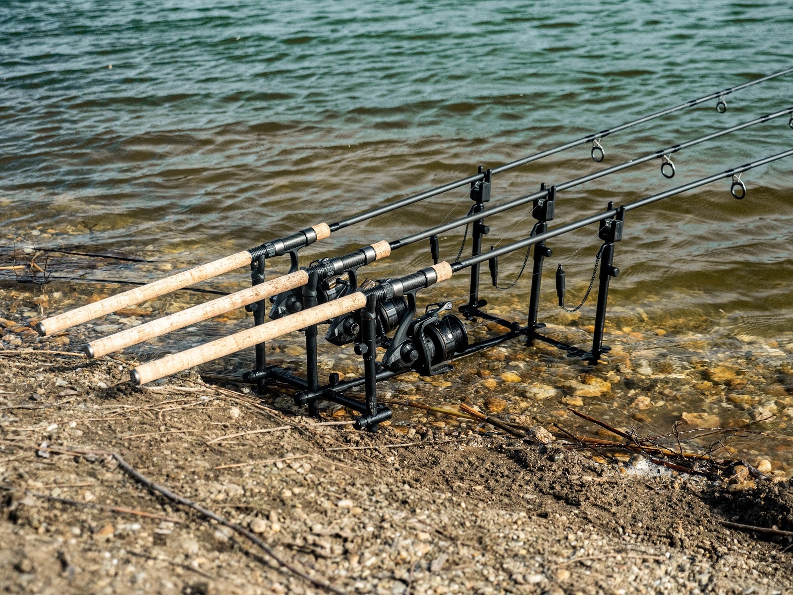 GIANTS FISHING Stojan Black Rod Pod 3Rods