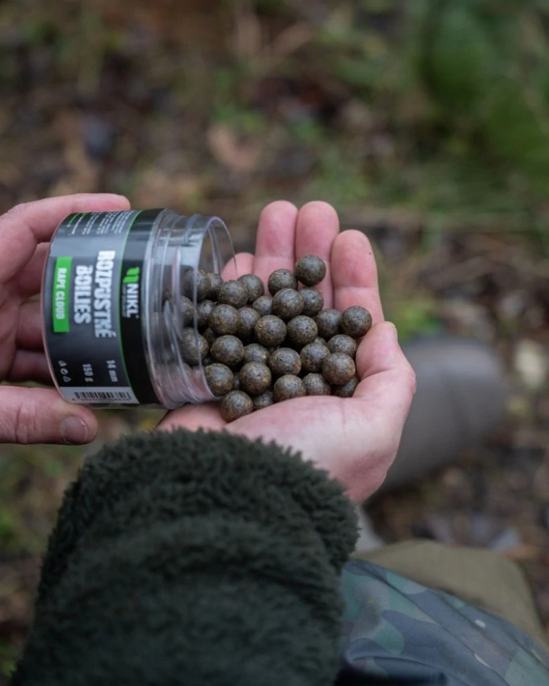 NIKL Rozpustné boilies Rape Cloud 18mm 150g