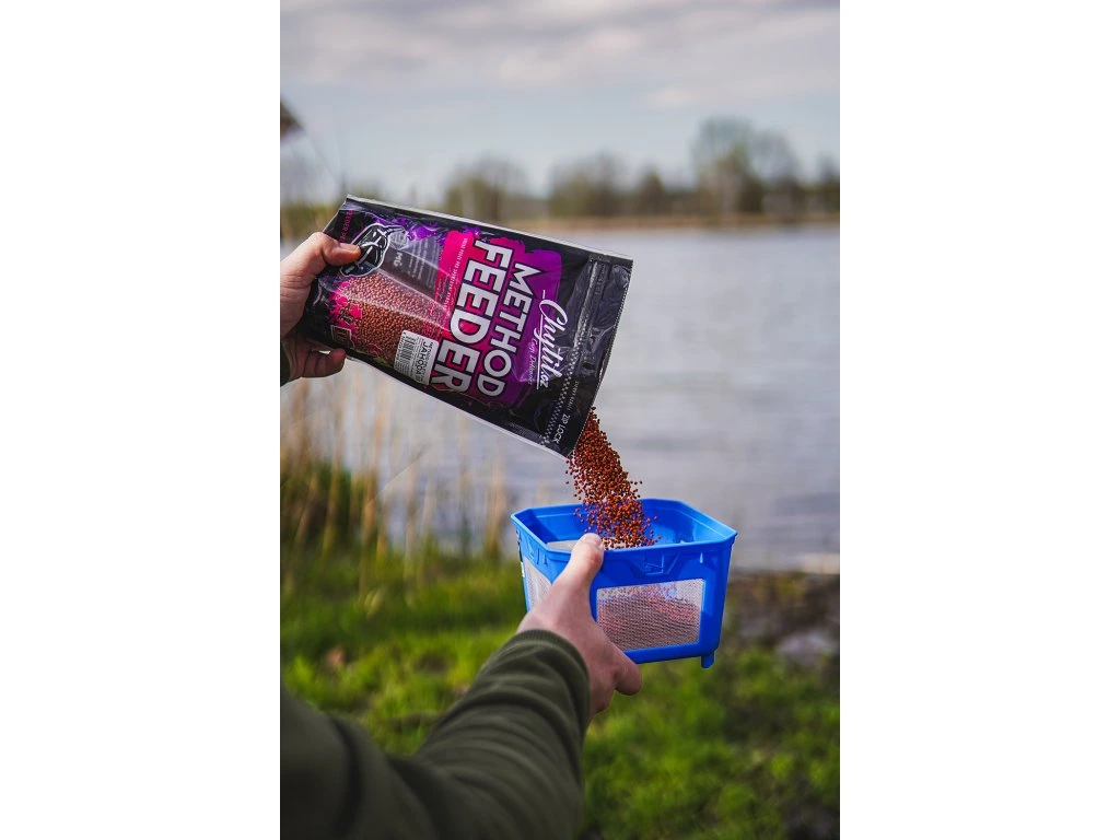 CHYTIL Method Feeder pelety Jahoda 2mm 750g