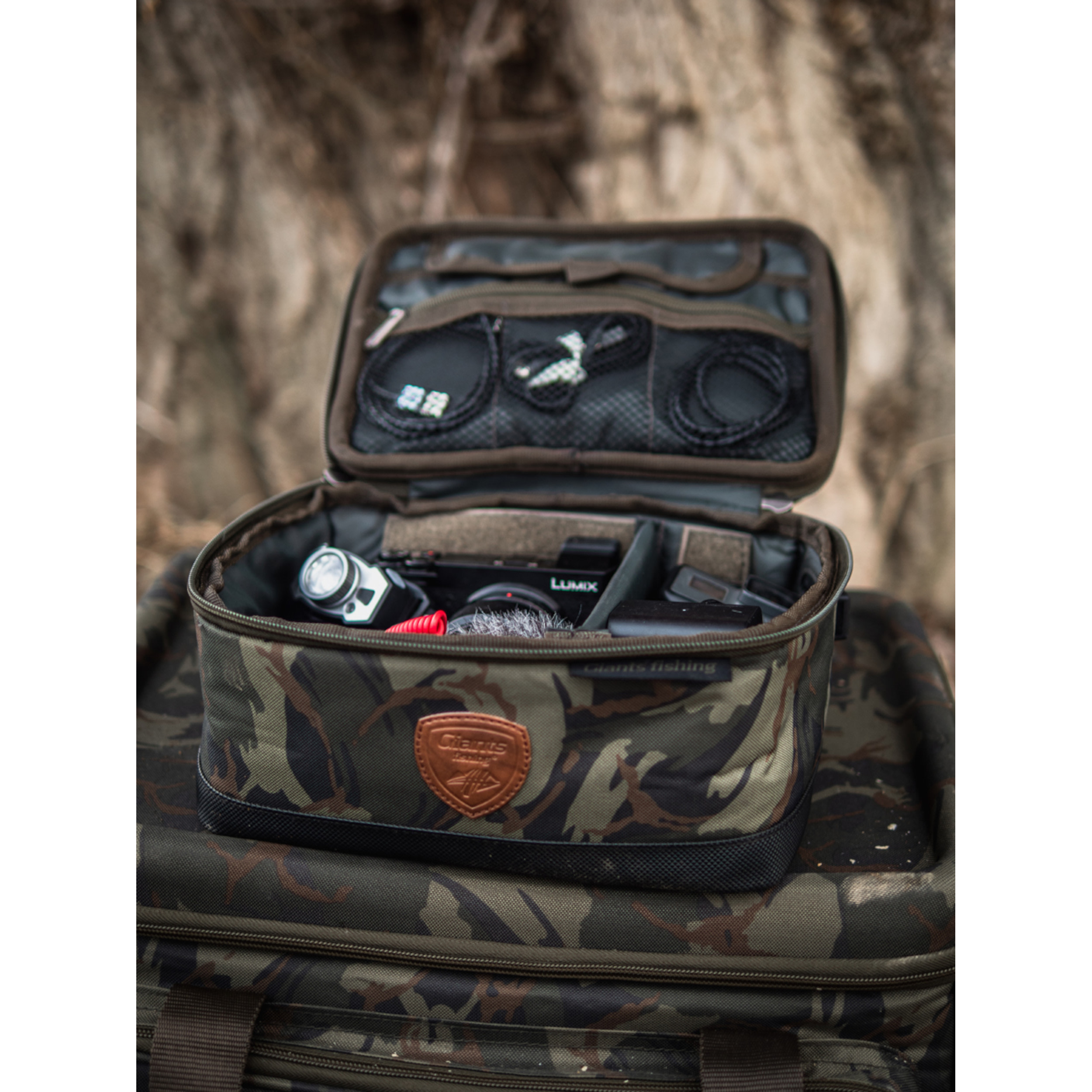 GIANTS FISHING Pouzdro Electronics Eva Table Bag Medium