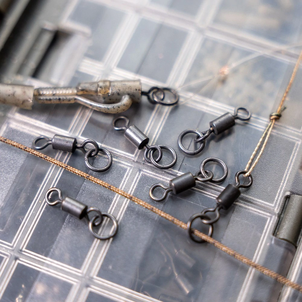 AVID Obratlík s kroužkem Outline Ring Swivel #7