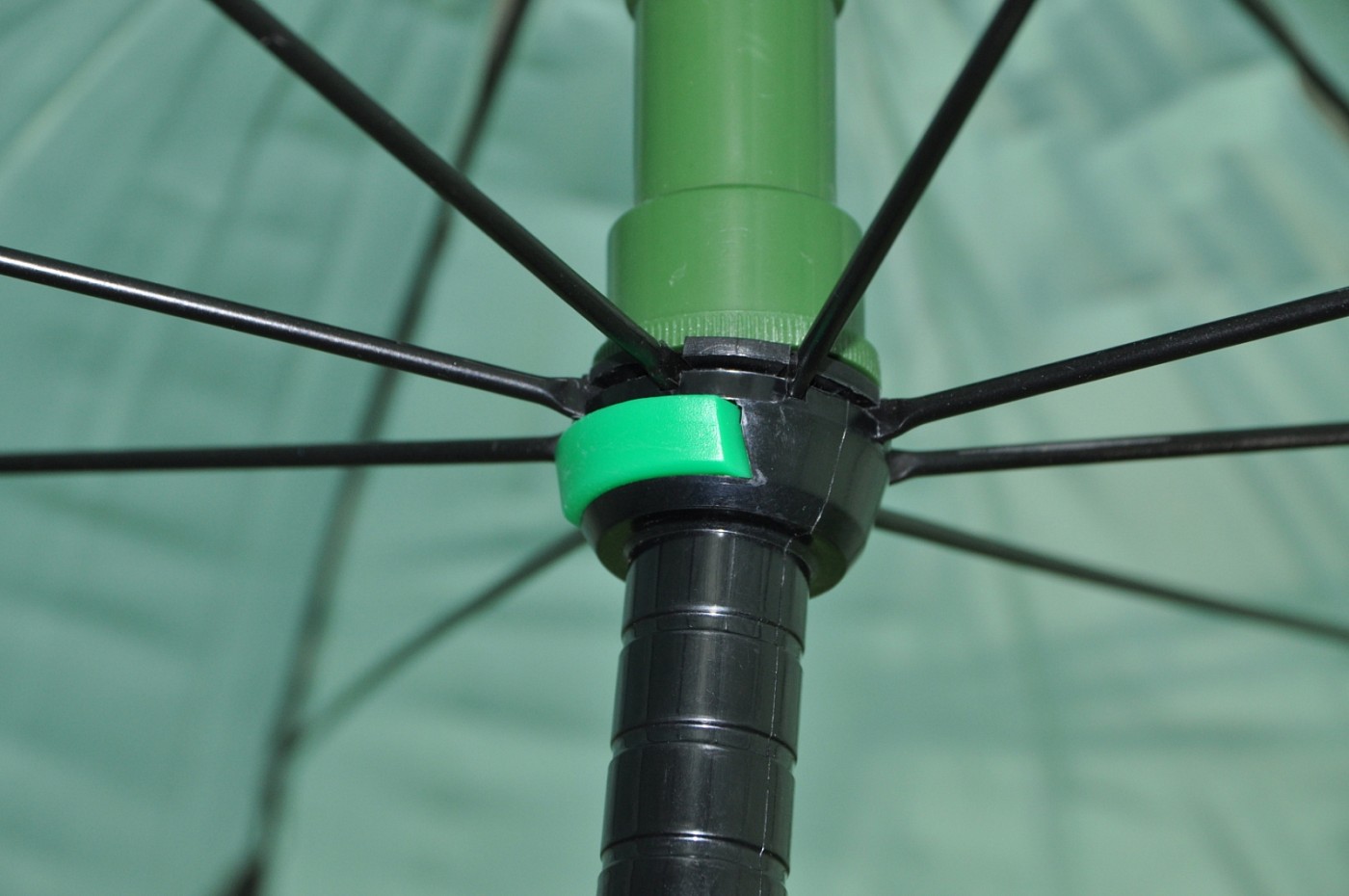 MIVARDI Deštník s bočnicí Green PVC