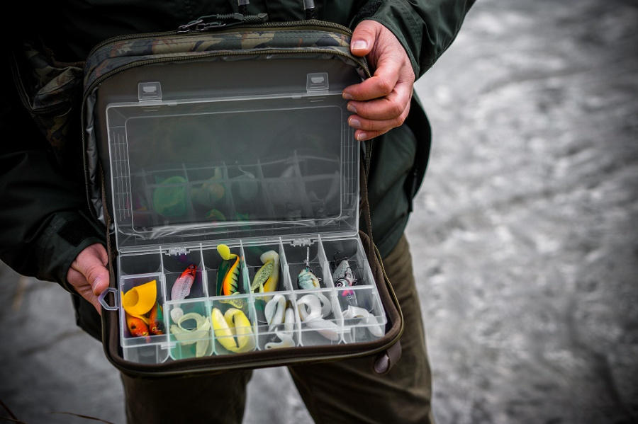 GIANTS FISHING Vláčecí taška Spinning Bad Luxury