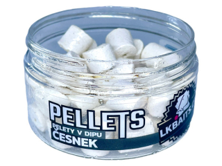 LK BAITS Pelety v dipu Česnek 60g 12mm