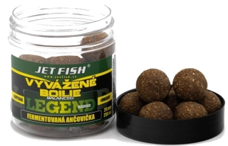 JET FISH Vyvážené boilie Legend Range Fermentovaná Ančovička 250ml 20mm