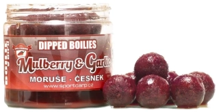 SPORTCARP Dipovaný boilies Dipped Boilies Moruše Česnek 200ml 20mm