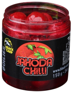 BLACK CARP Dipované boilies Jahoda Chilli 150g 24mm